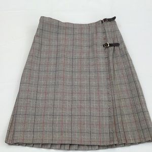 Mairi MacIntyre Gray Red Black White 100% Wool UK Made  Kilt UK 20 READ